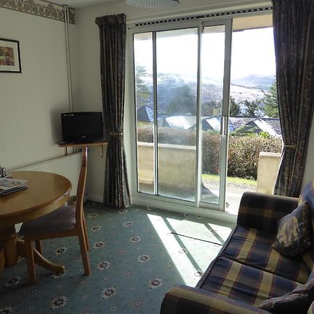 Plas Heulog Holiday Accommodation Лланфэрфечейн Экстерьер фото